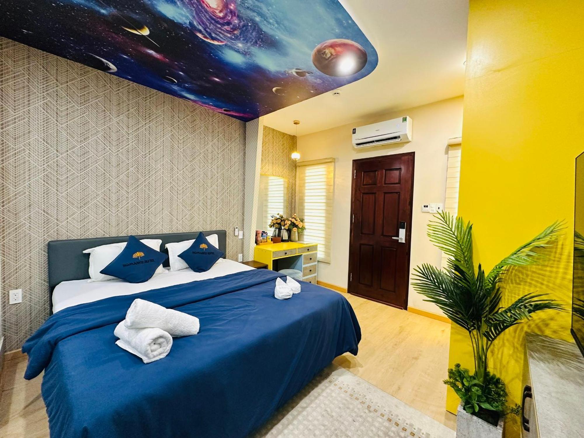 Romance Khách sạn